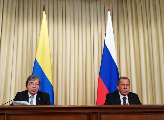 Встреча глав МИД РФ и Колумбии С. Лаврова и О. Трухильо 
