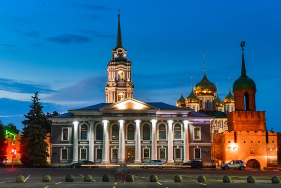 Города России. Тула