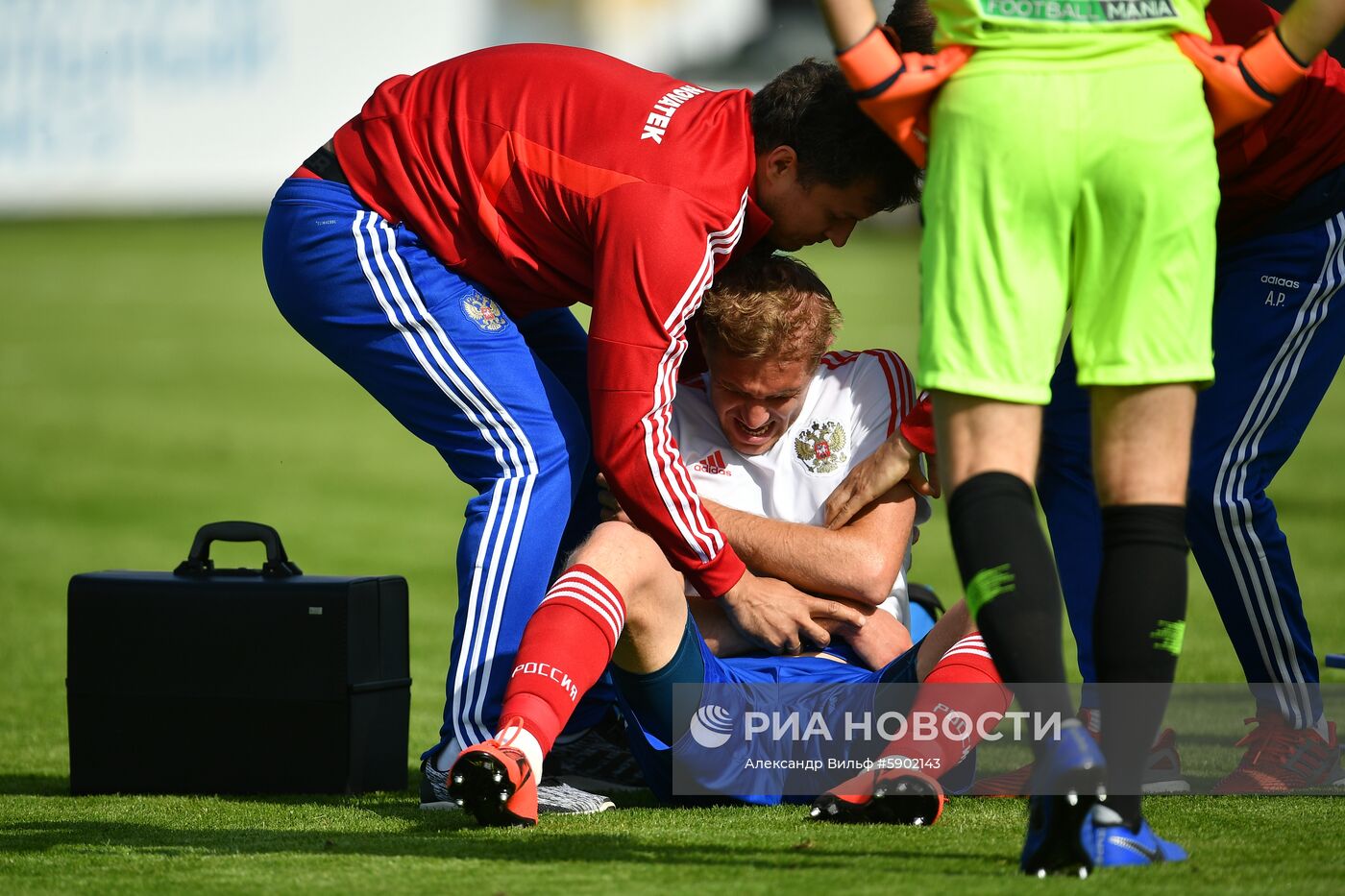 Футбол. Матч сборной России - ФК "Чертаново"