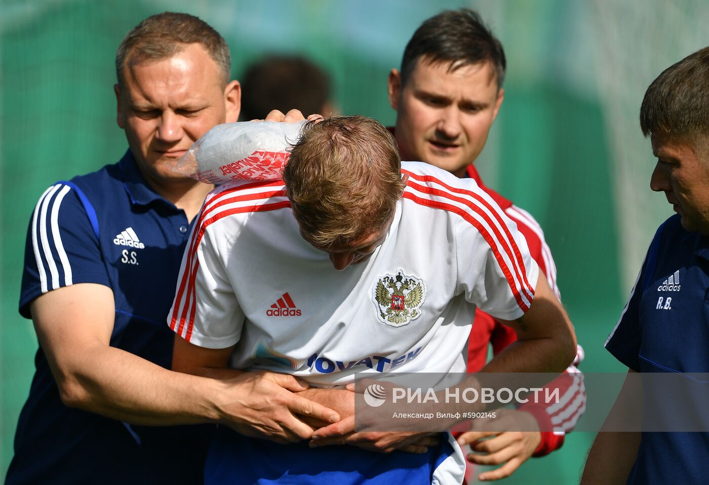 Футбол. Матч сборной России - ФК "Чертаново"