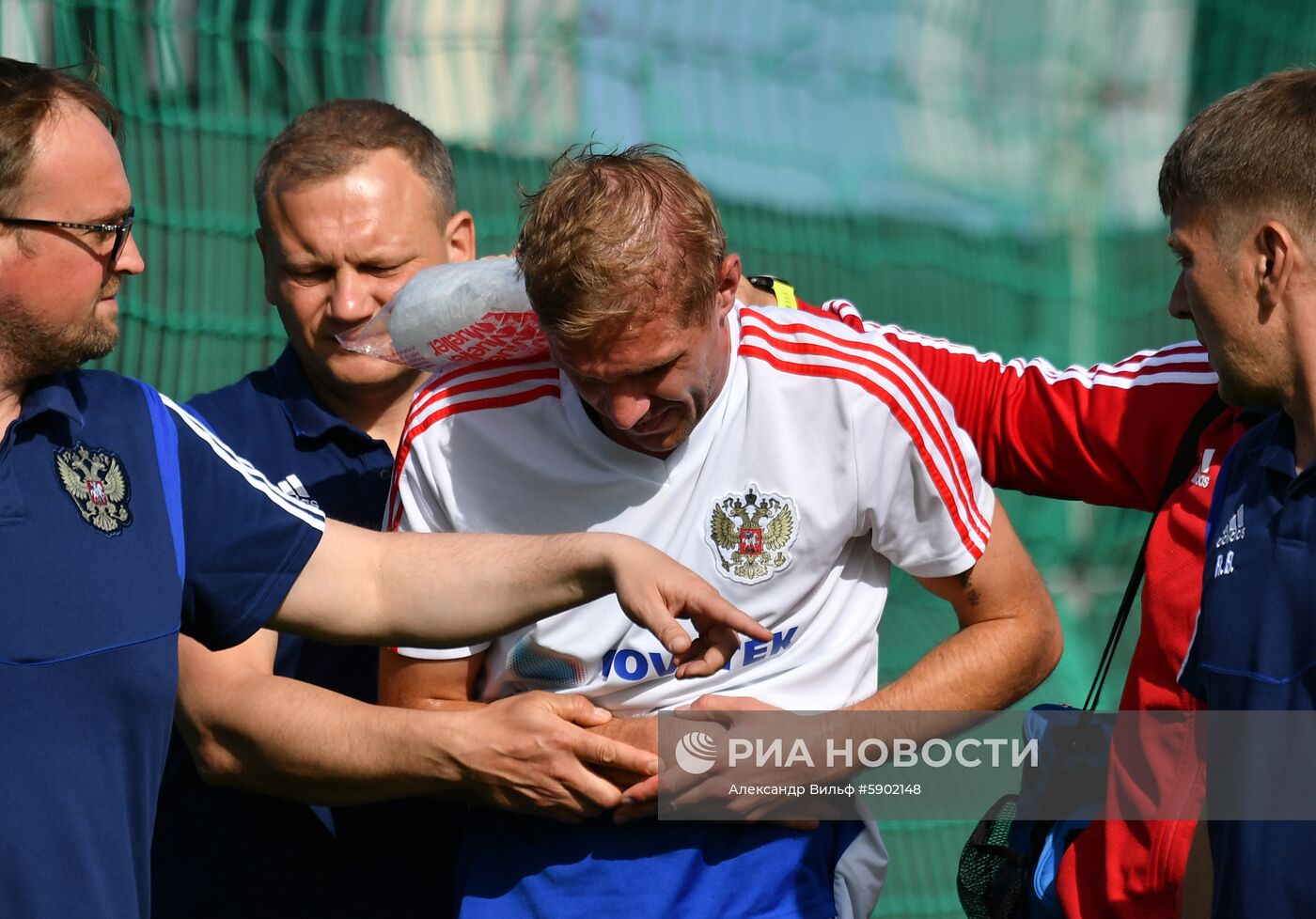 Футбол. Матч сборной России - ФК "Чертаново"