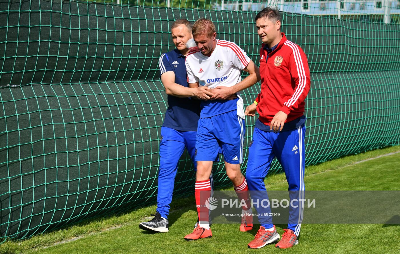 Футбол. Матч сборной России - ФК "Чертаново"