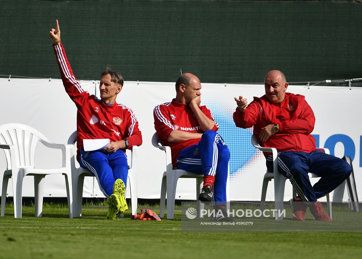 Футбол. Матч сборной России - ФК "Чертаново"