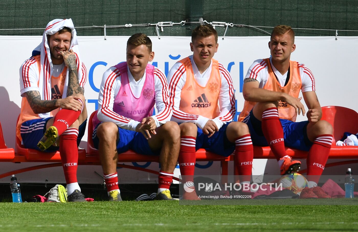 Футбол. Матч сборной России - ФК "Чертаново"