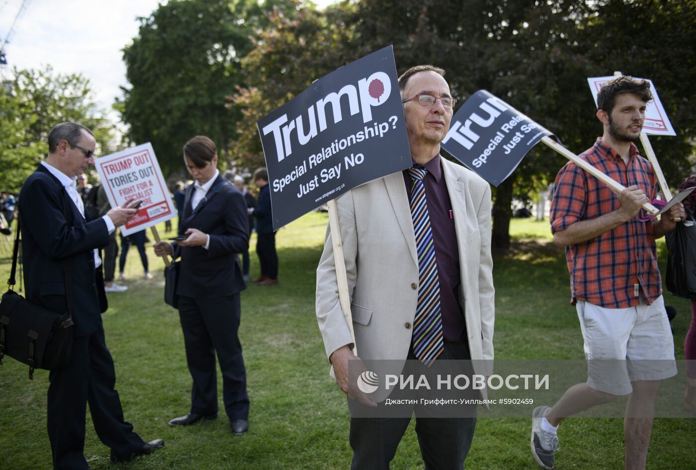 Акция против президента США Д. Трампа в Лондоне