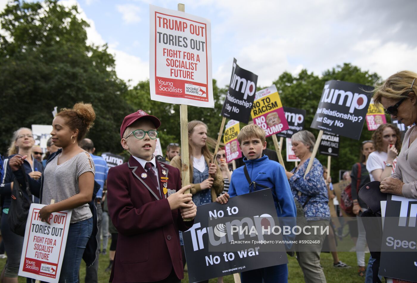 Акция против президента США Д. Трампа в Лондоне