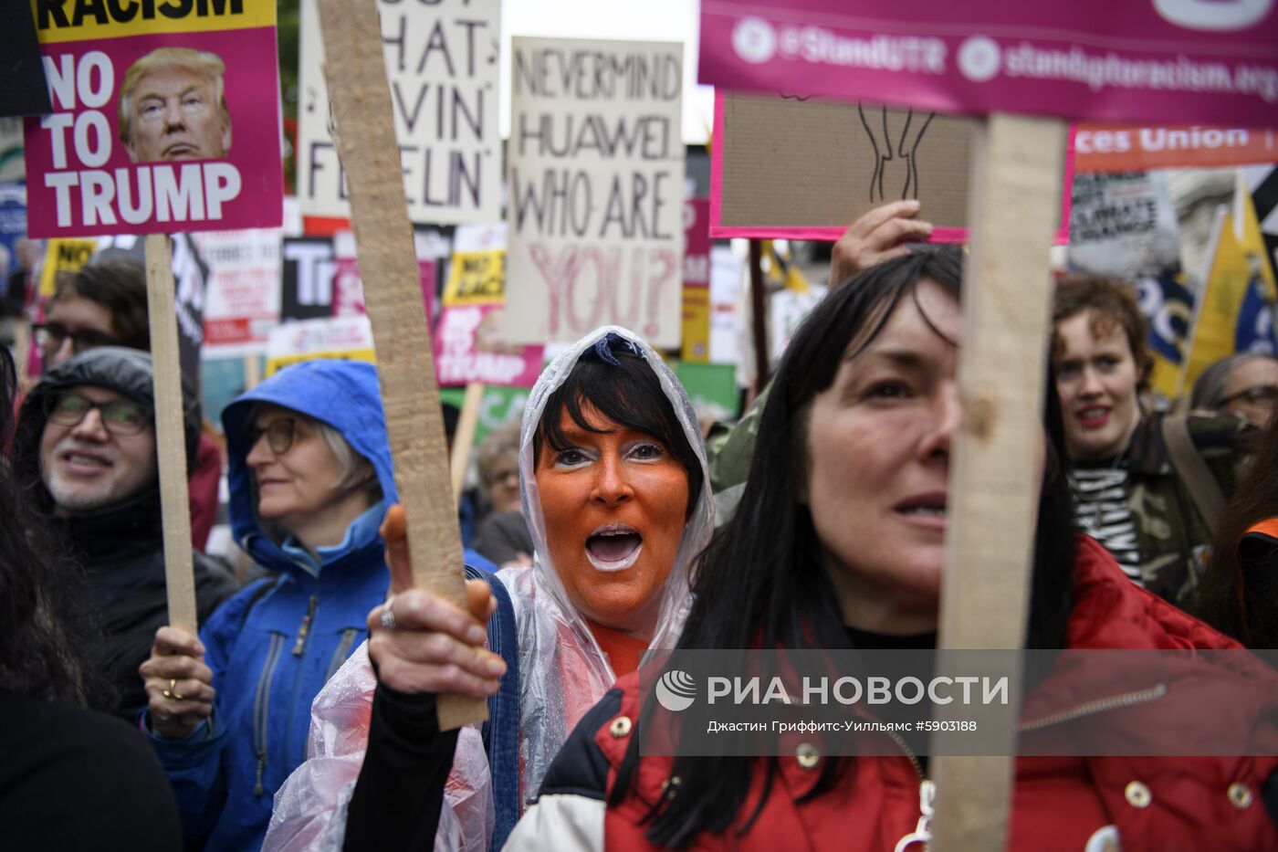 Акция против президента США Д. Трампа в Лондоне