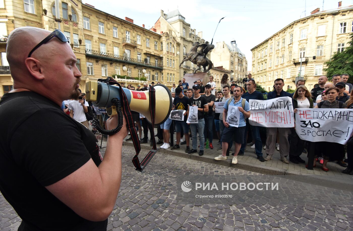 Акции памяти по погибшему мальчику от произвола полиции на Украине