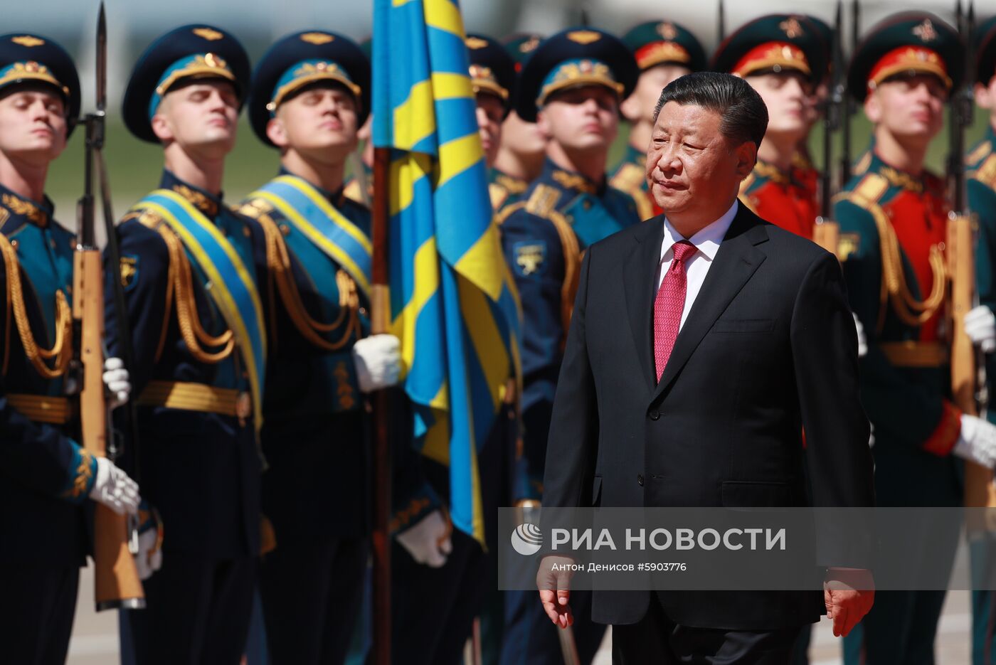 Прилет председателя КНР Си Цзиньпина в Москву 