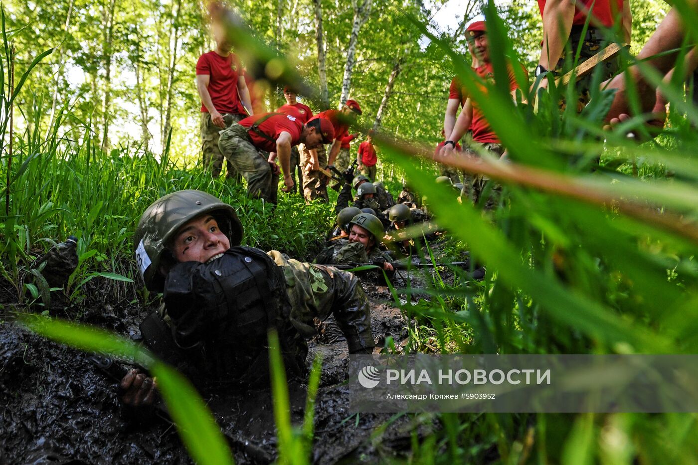 Испытания на право ношения крапового берета среди военнослужащих Росгвардии