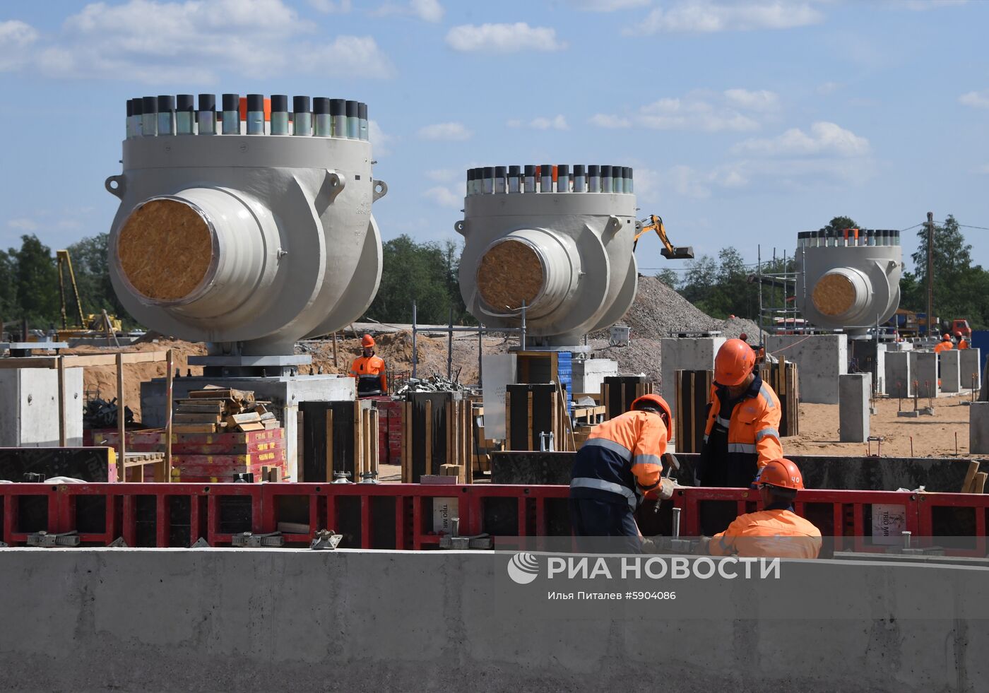 Строительство газопровода "Северный поток-2" в Ленинградской области