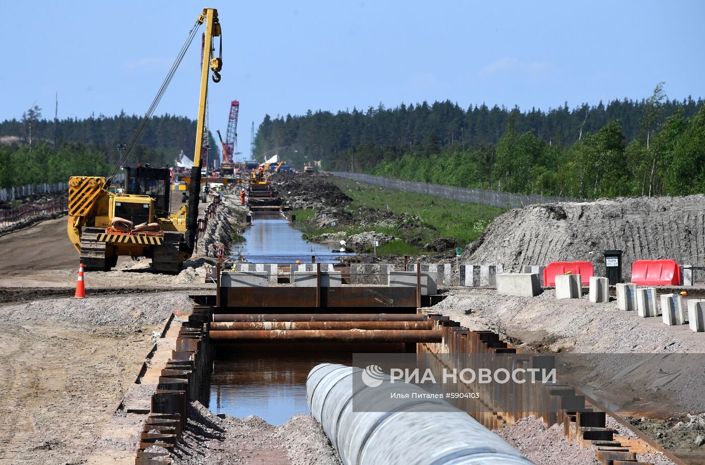 Строительство газопровода "Северный поток-2" в Ленинградской области