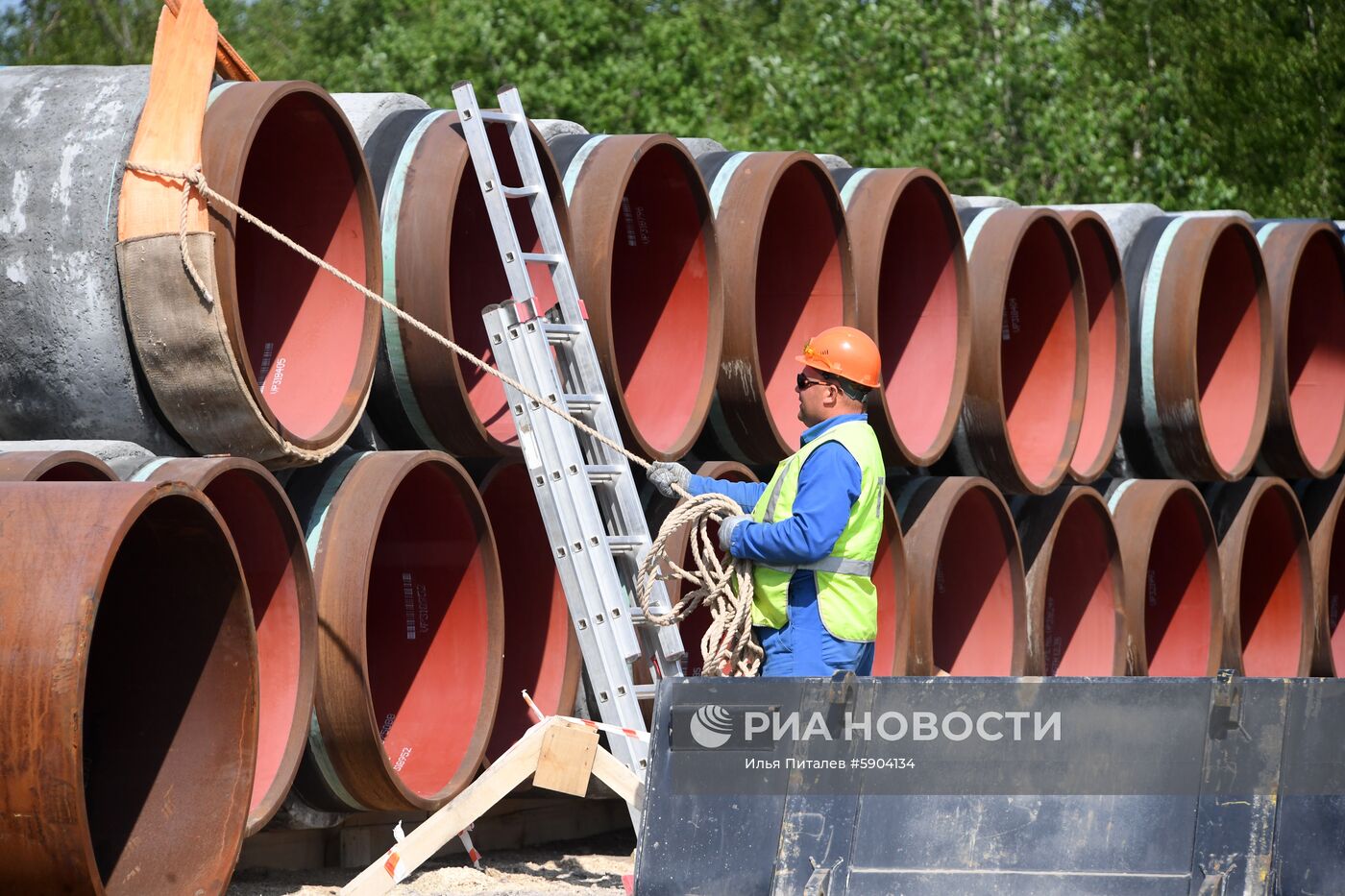 Строительство газопровода "Северный поток-2" в Ленинградской области