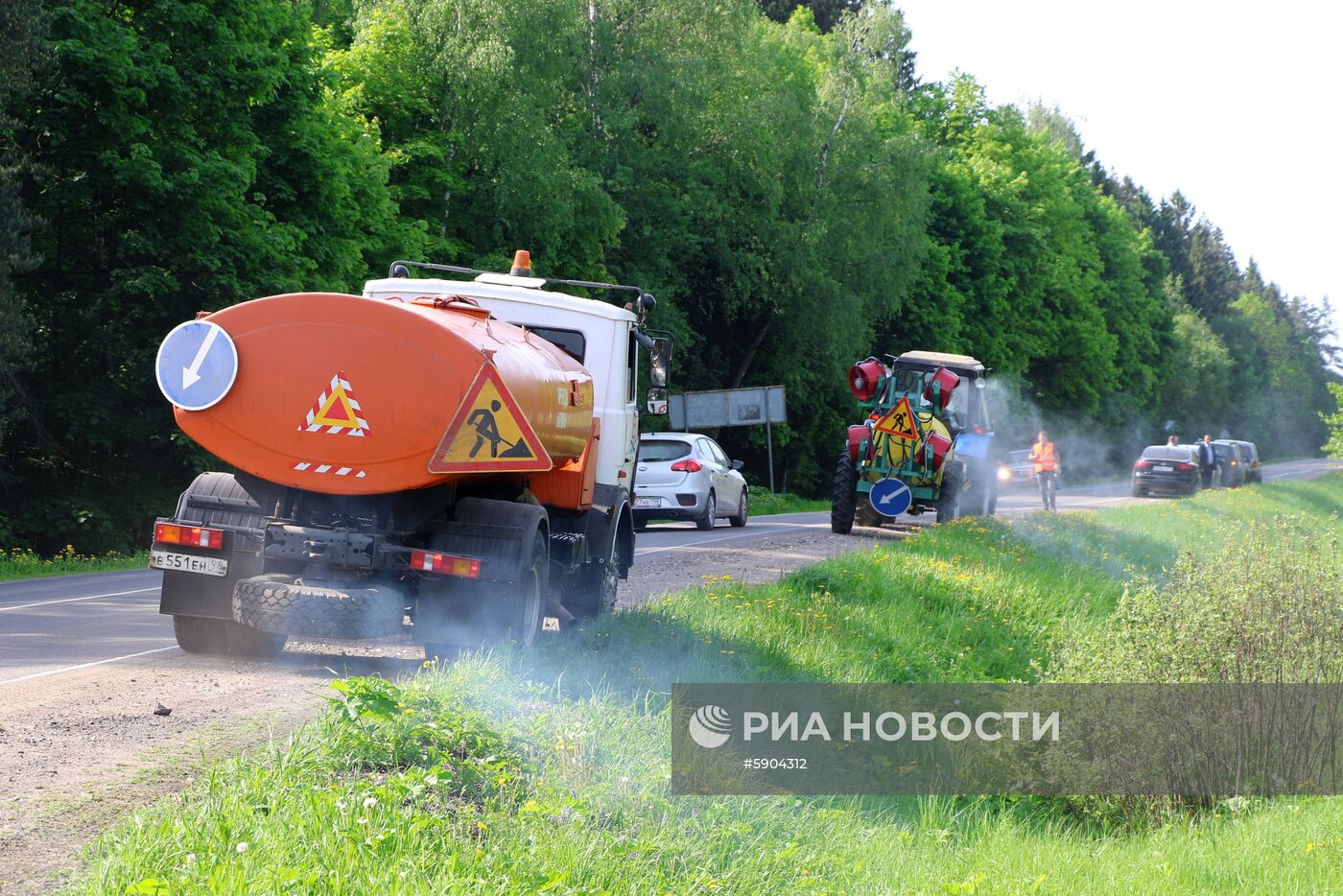 Уничтожение борщевика в Подмосковье 