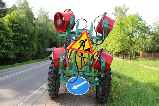 Уничтожение борщевика в Подмосковье 