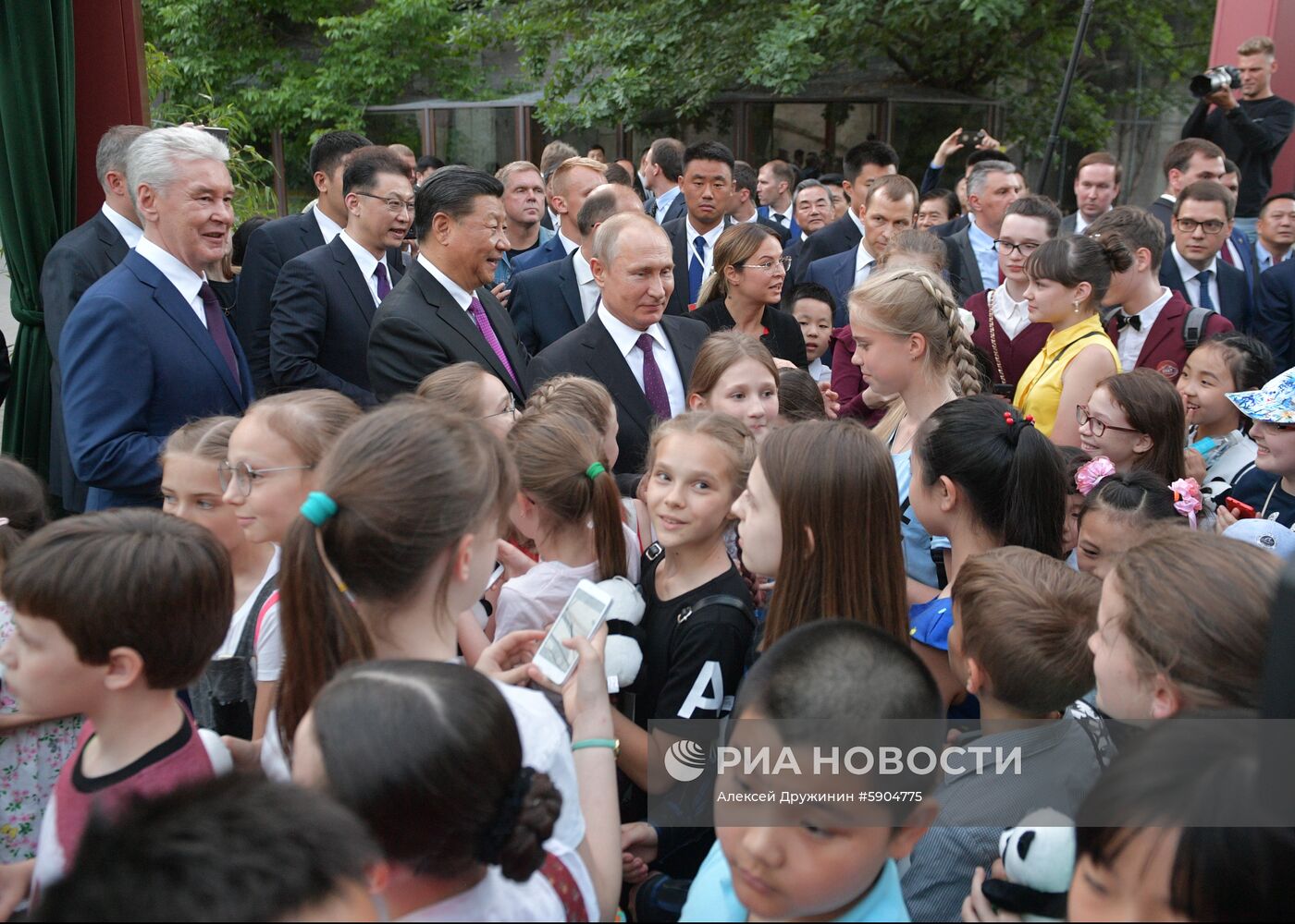 Мероприятия с участием президента РФ В. Путина в рамках государственного визита в РФ председателя КНР Си Цзиньпина