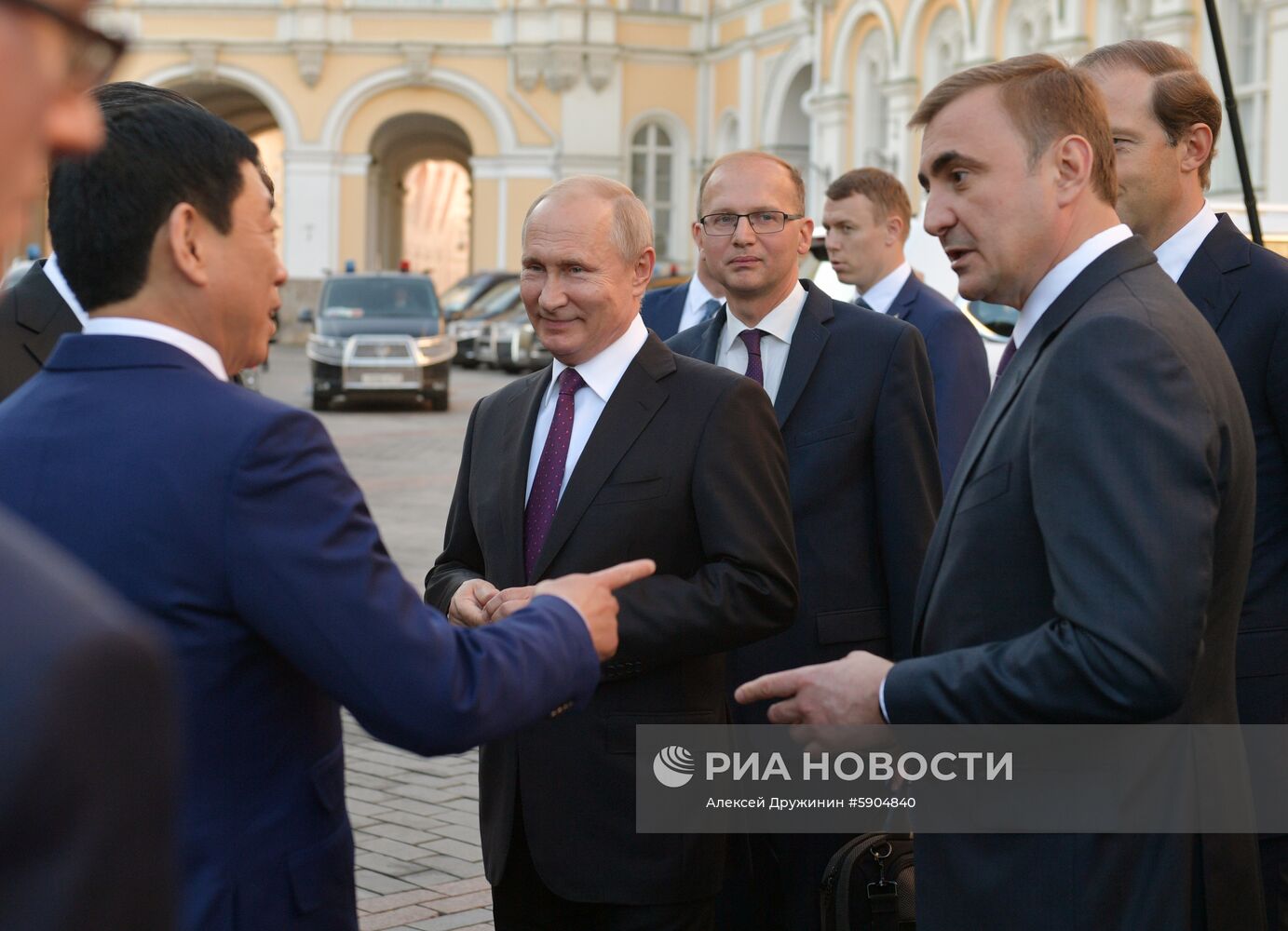 Мероприятия с участием президента РФ В. Путина в рамках государственного визита в РФ председателя КНР Си Цзиньпина