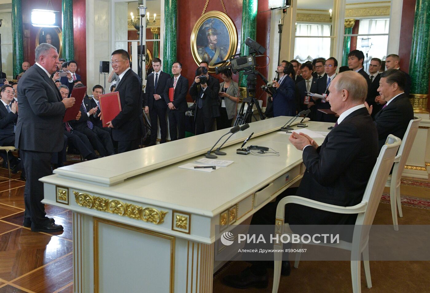 Мероприятия с участием президента РФ В. Путина в рамках государственного визита в РФ председателя КНР Си Цзиньпина