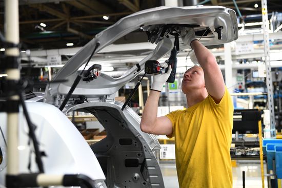 Производство автомобилей Renault