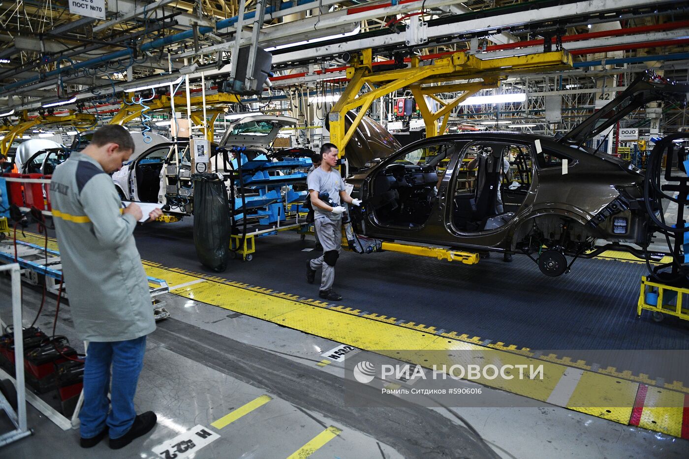 Производство автомобилей Renault