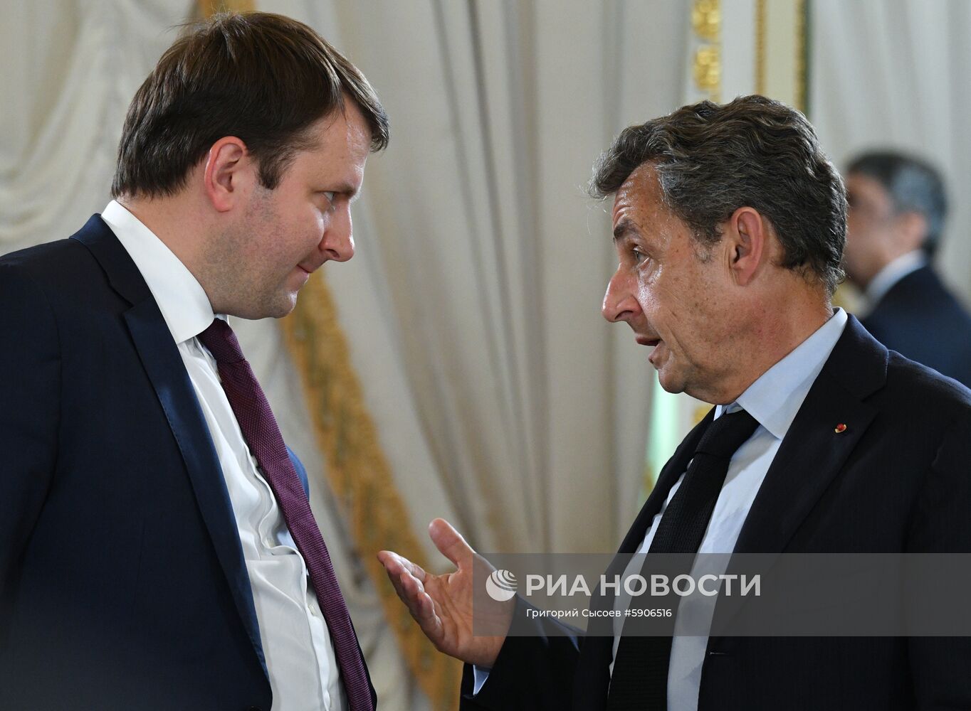 Президент РФ В. Путин принимает участие в Петербургском международном экономическом форуме