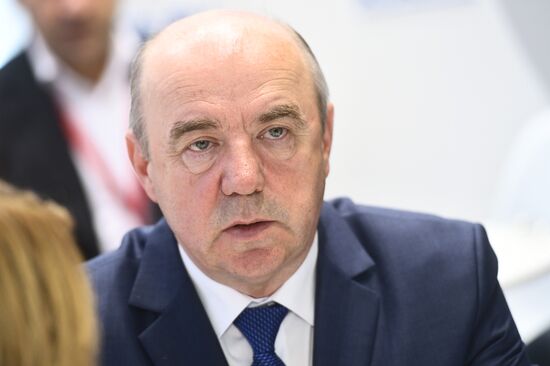 Работа стенда МИА "Россия сегодня" во второй день ПМЭФ