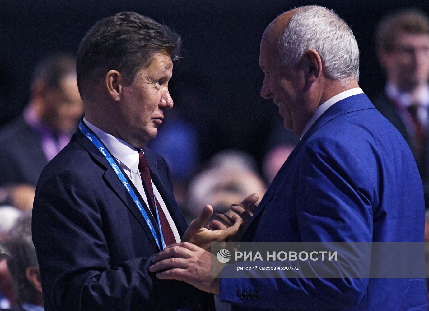 Президент РФ В. Путин на Петербургском международном экономическом форуме. День второй