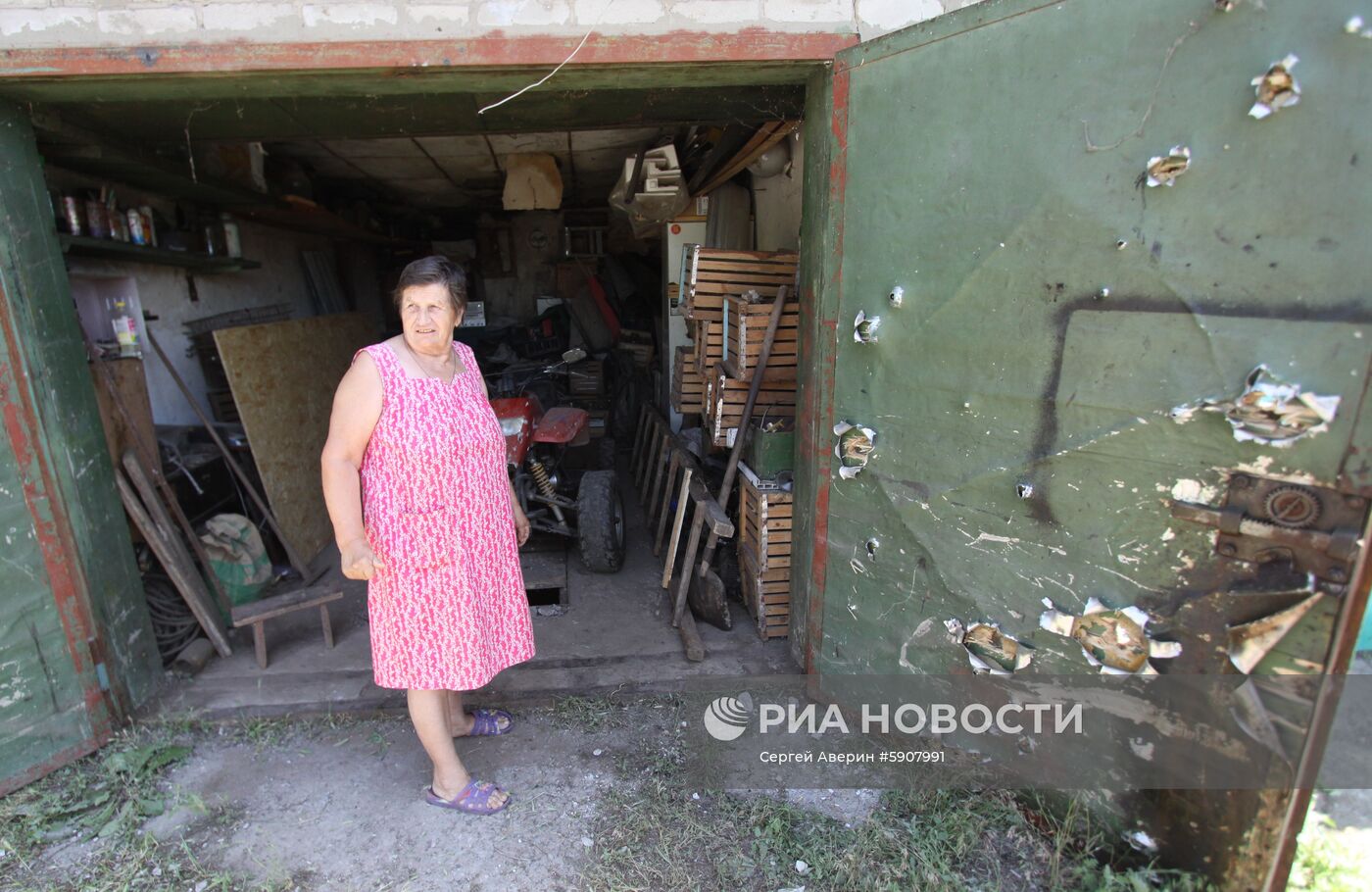 Последствия обстрела в Горловке