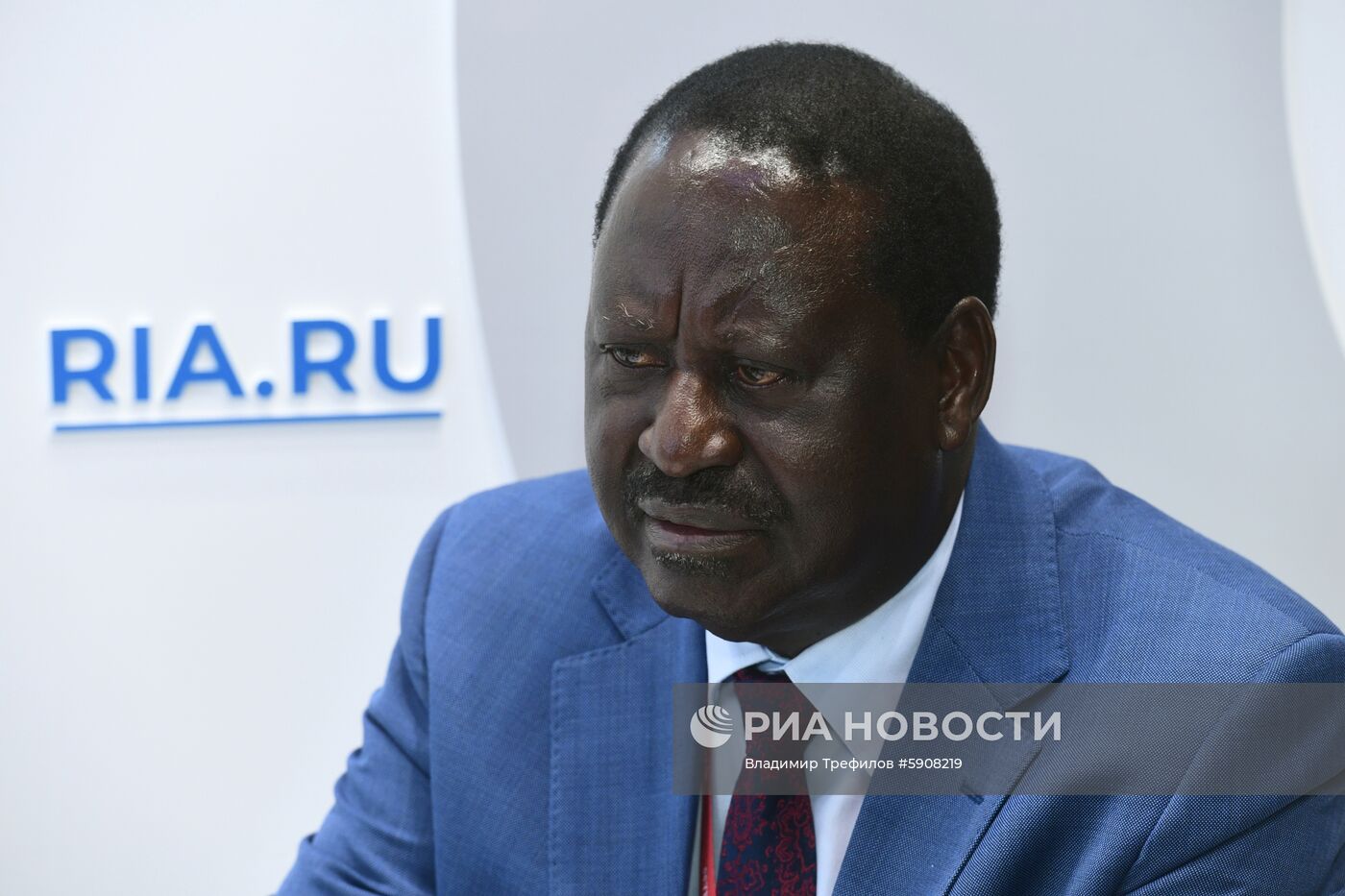 Работа стенда МИА "Россия сегодня" во второй день ПМЭФ