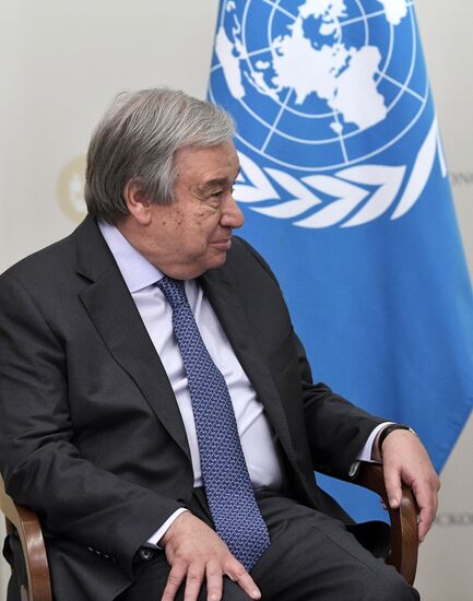 Президент РФ В. Путин на Петербургском международном экономическом форуме. День второй