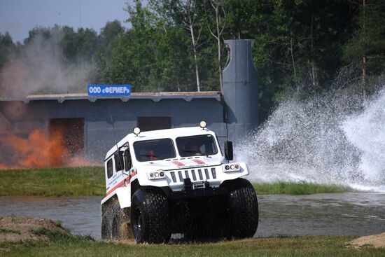 Демонстрационные учения МЧС России 