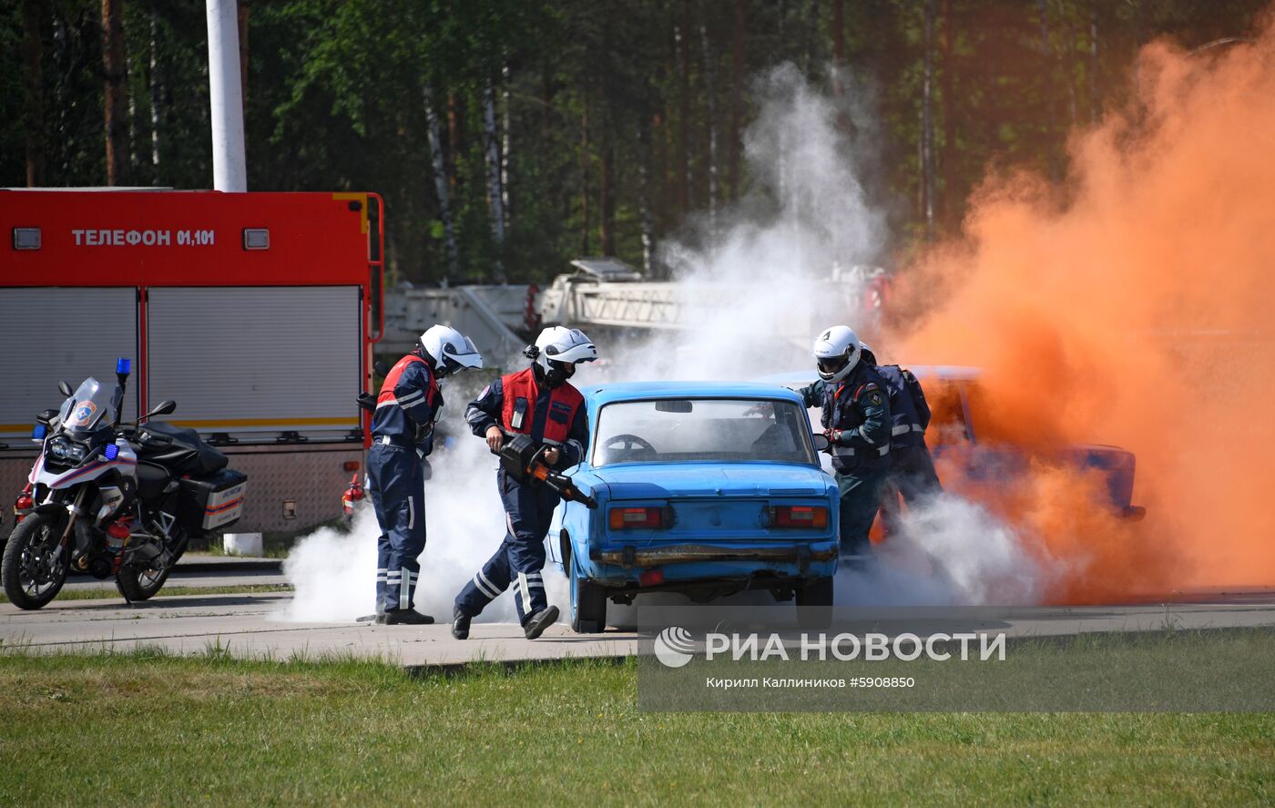 Демонстрационные учения МЧС России
