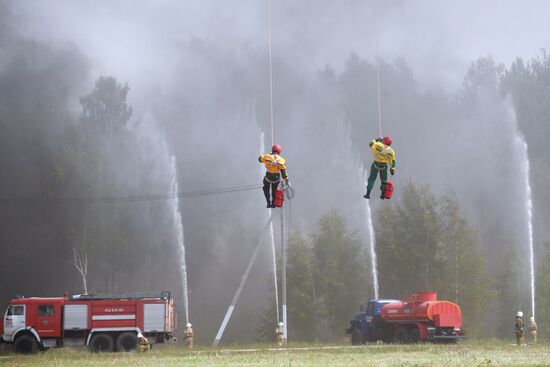 Демонстрационные учения МЧС России 