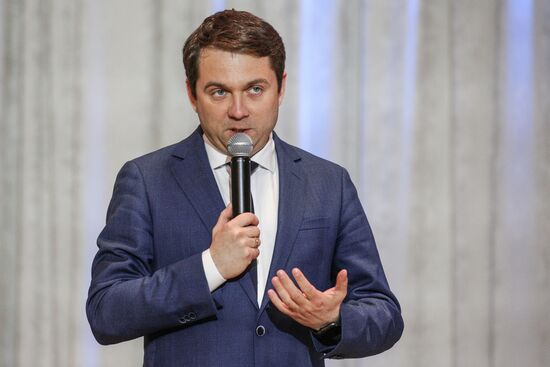 Врио главы Мурманской области А. Чибис выдвинут кандидатом в губернаторы от "Единой России"