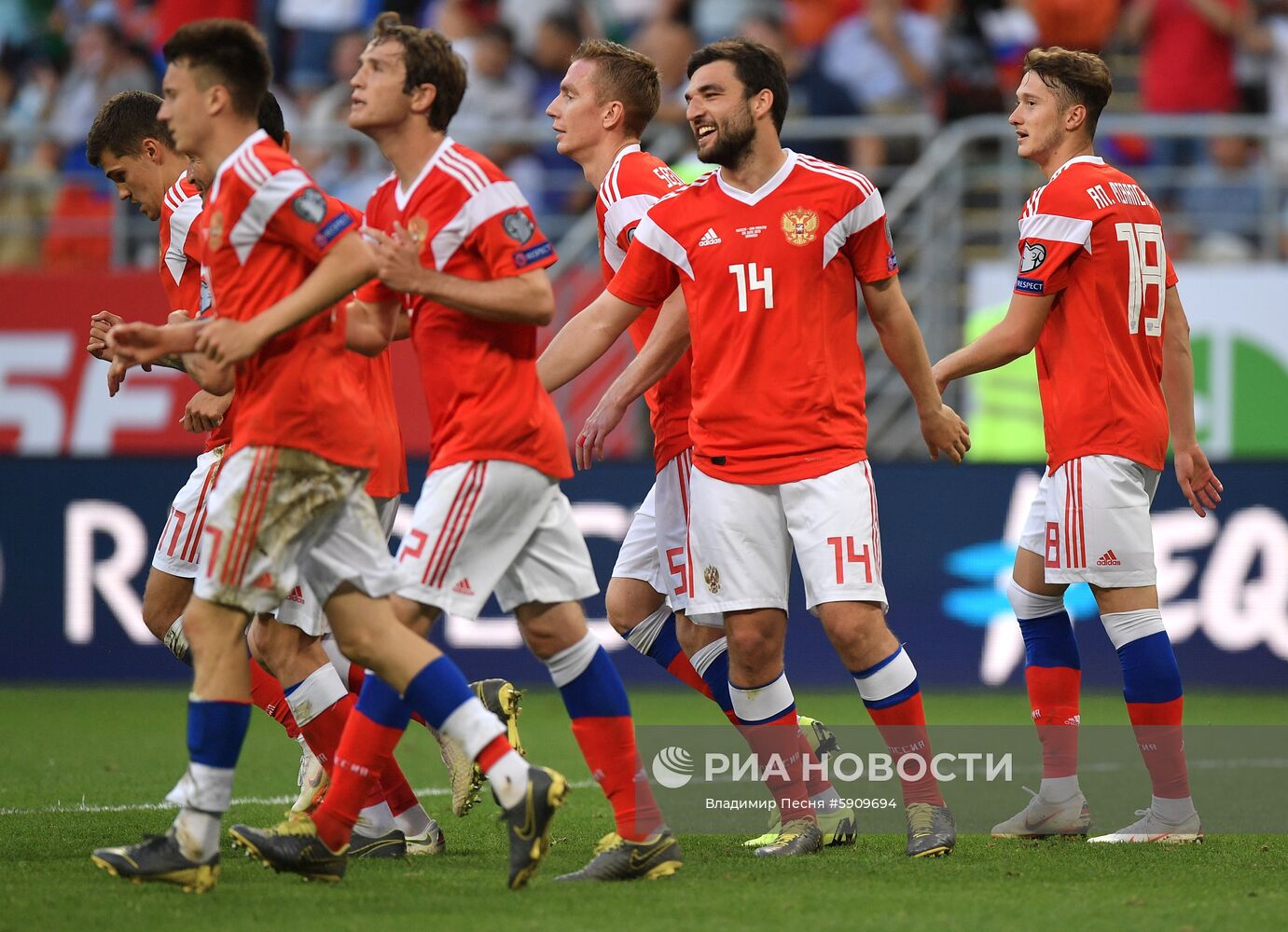 Футбол. Отборочный ЧЕ-2020. Матч Россия - Сан-Марино