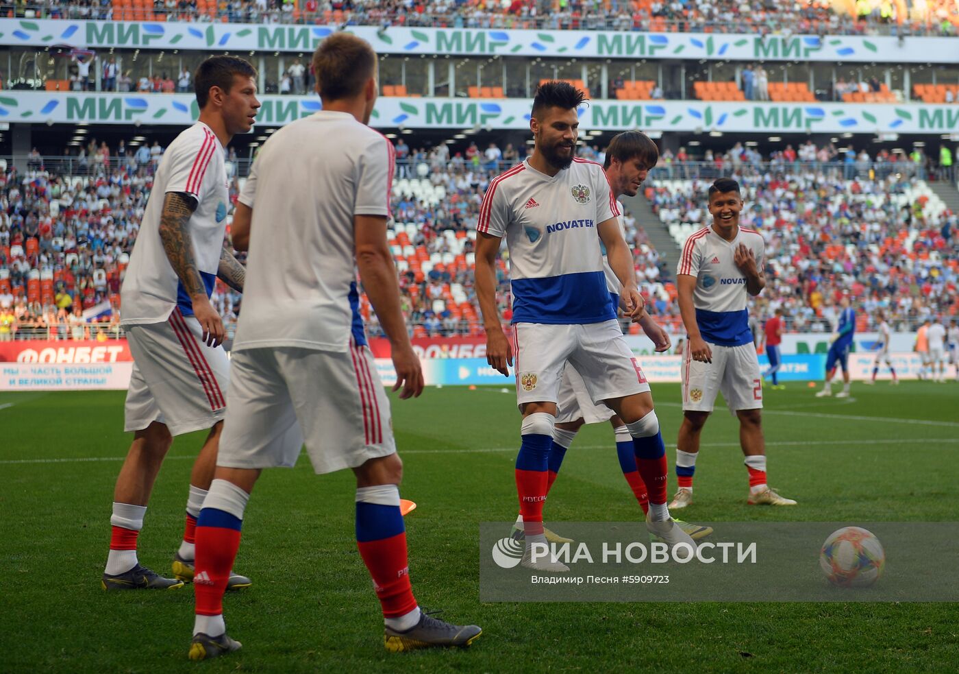 Футбол. Отборочный ЧЕ-2020. Матч Россия - Сан-Марино