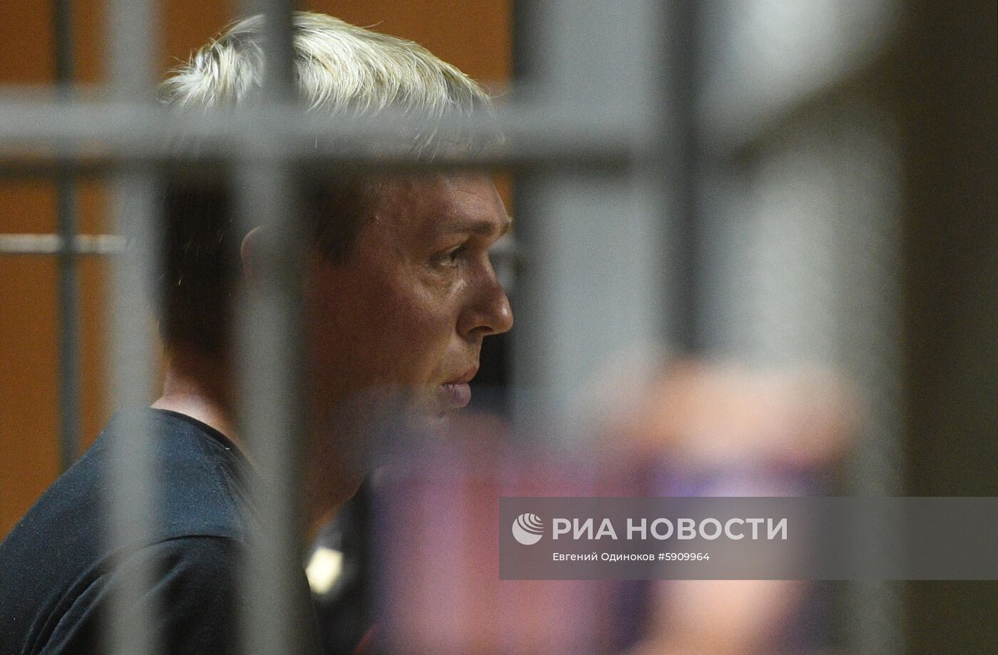 Избрание меры пресечения журналисту И. Голунову