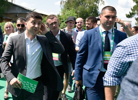 Съезд партии "Слуга народа" в Киеве