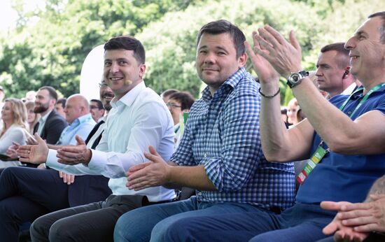 Съезд партии "Слуга народа" в Киеве