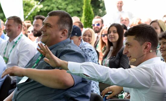 Съезд партии "Слуга народа" в Киеве