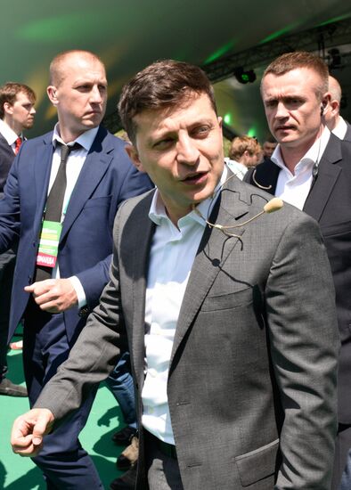 Съезд партии "Слуга народа" в Киеве