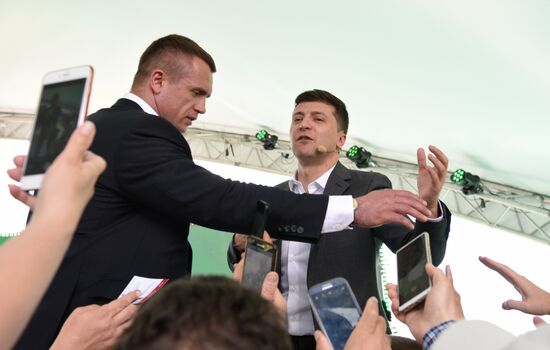 Съезд партии "Слуга народа" в Киеве