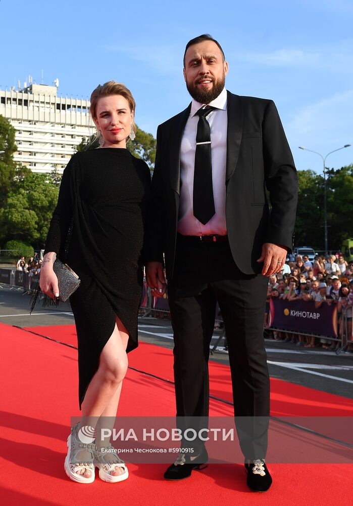 Открытый российский кинофестиваль "Кинотавр". День первый