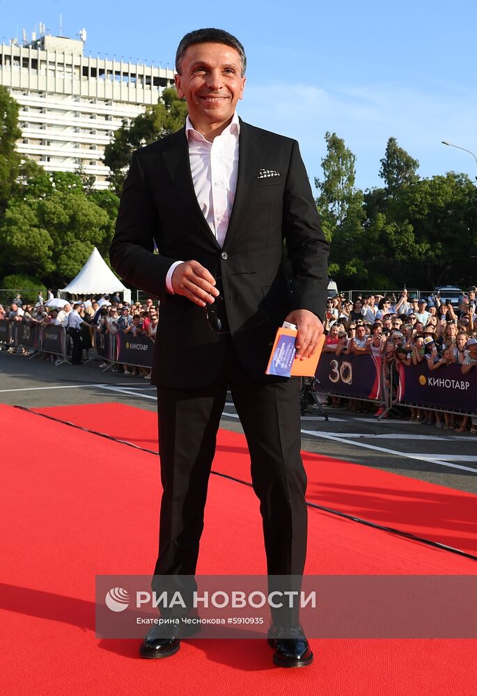 Открытый российский кинофестиваль "Кинотавр". День первый