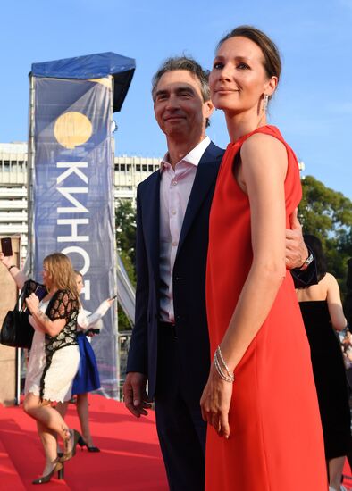 Открытый российский кинофестиваль "Кинотавр". День первый