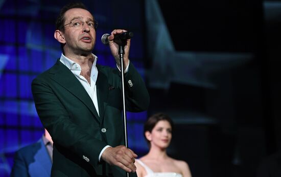 Открытый российский кинофестиваль "Кинотавр". День первый