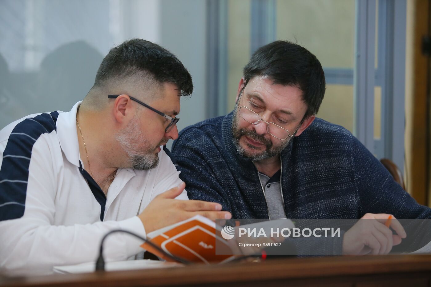 Заседание суда по делу журналиста К. Вышинского в Киеве