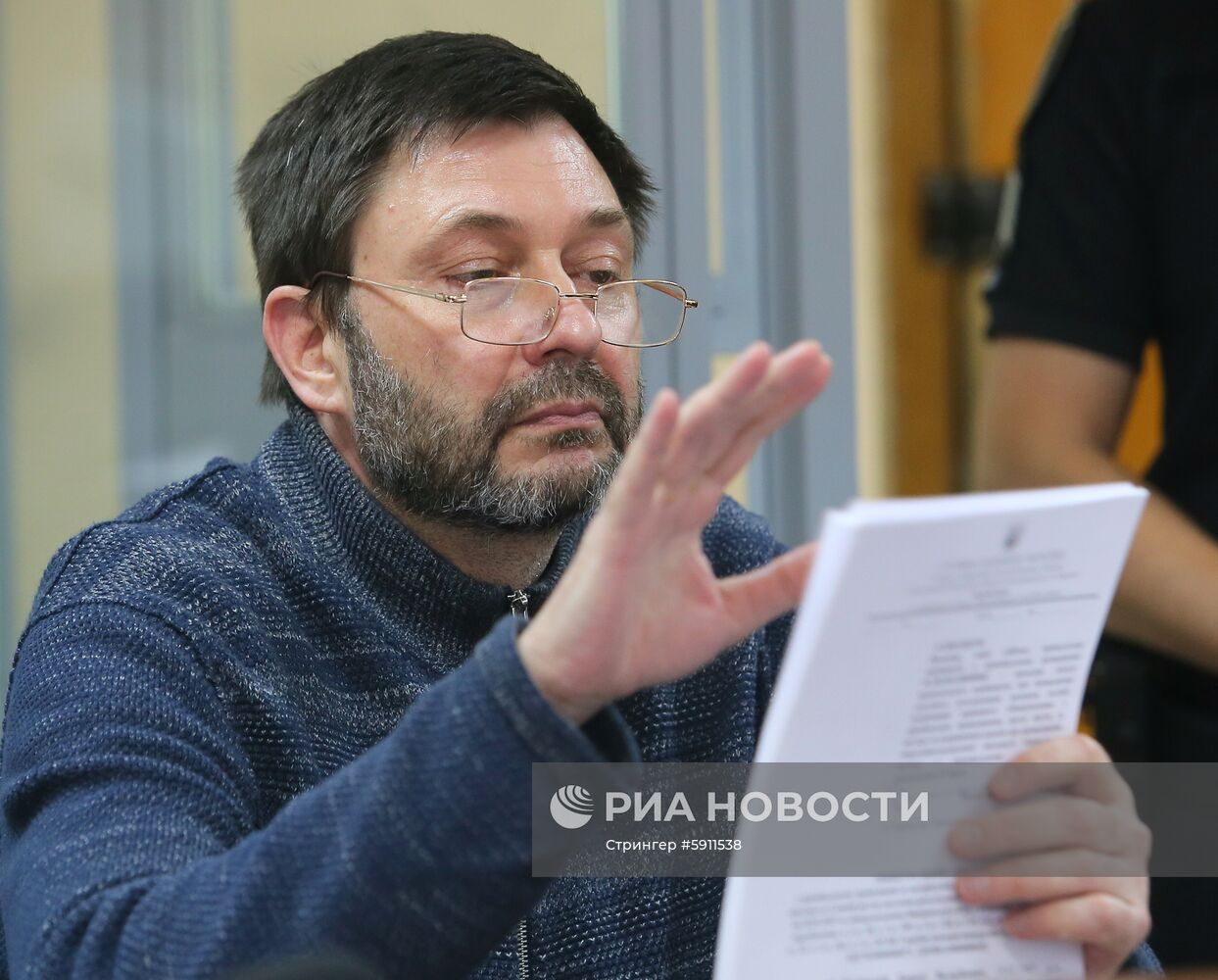 Заседание суда по делу журналиста К. Вышинского в Киеве