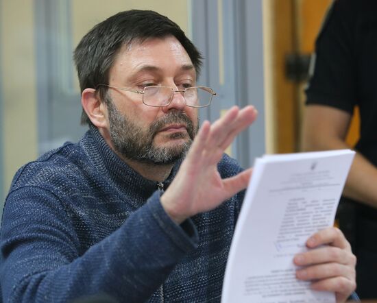 Заседание суда по делу журналиста К. Вышинского в Киеве