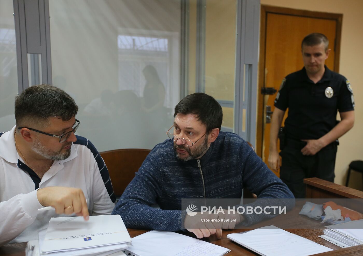 Заседание суда по делу журналиста К. Вышинского в Киеве